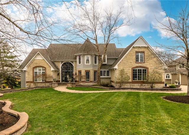 Luxury Properties For Sale In Parkville